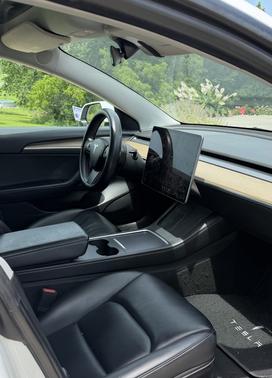 White 2021 Tesla Model 3 Standard Range Plus