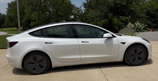 White 2021 Tesla Model 3 Standard Range Plus