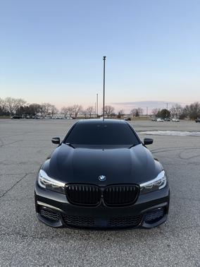 2016 BMW 740 i