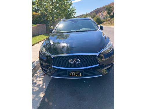 2018 INFINITI QX30 ESSENTIAL