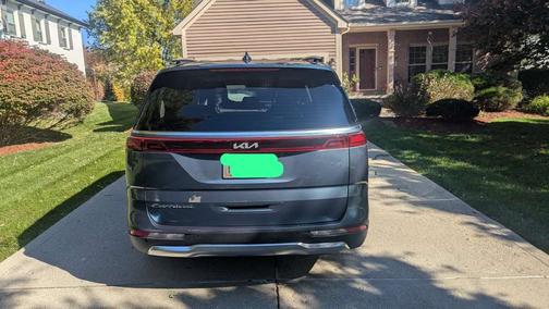 2022 Kia Carnival SX