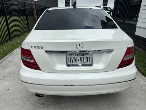 2012 Mercedes-Benz C-Class C 250 Luxury