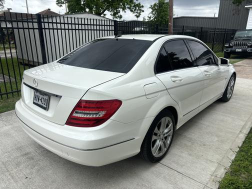 2012 Mercedes-Benz C-Class C 250 Luxury