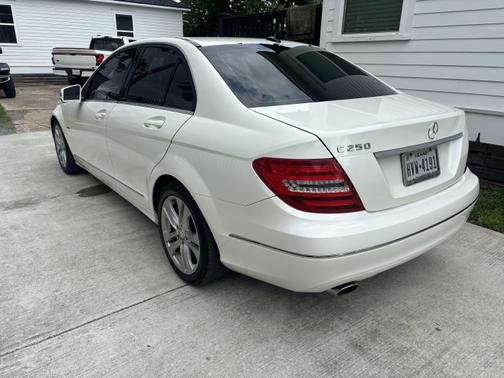 2012 Mercedes-Benz C-Class C 250 Luxury