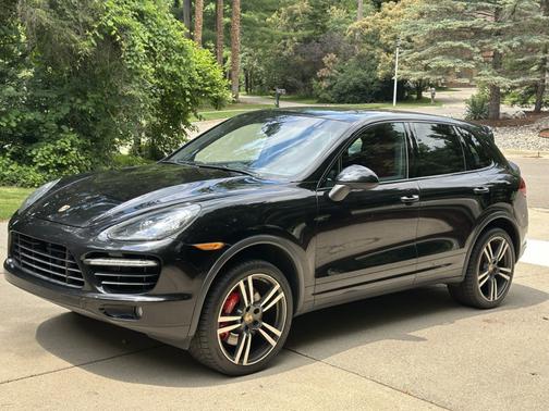 2014 Porsche Cayenne Turbo