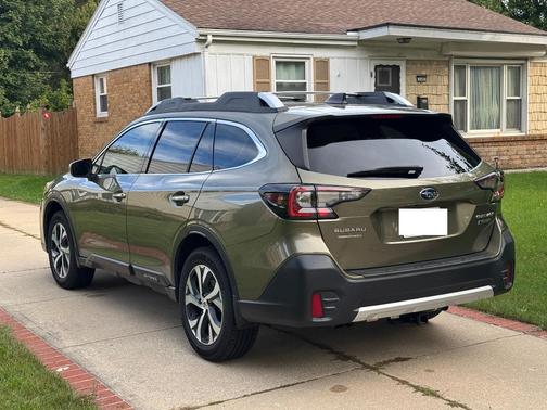 Green 2021 Subaru Outback Touring