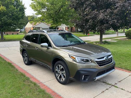 Green 2021 Subaru Outback Touring