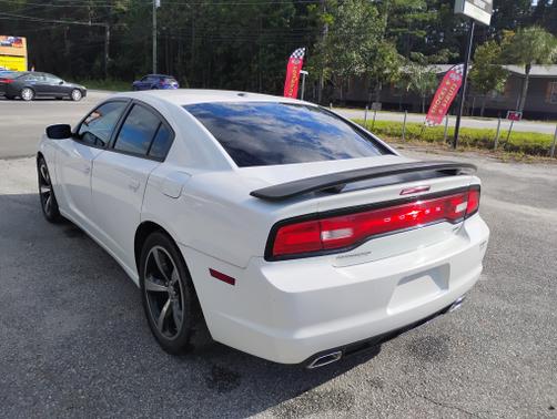 2014 Dodge Charger SXT