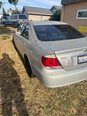Silver 2005 Toyota Camry LE