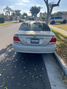 Beige 2005 Toyota Camry LE
