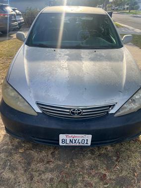 Silver 2005 Toyota Camry LE