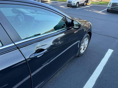 Black 2013 Hyundai SONATA GLS