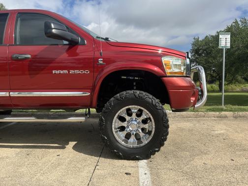 2006 Dodge Ram 2500 Laramie Quad Cab