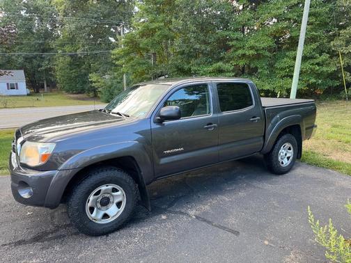 Gray 2011 Toyota Tacoma Base