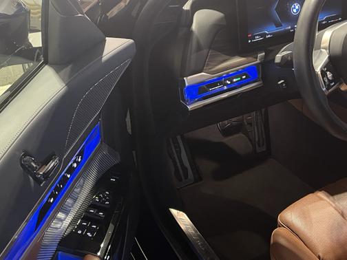 Blue 2023 BMW 740 i