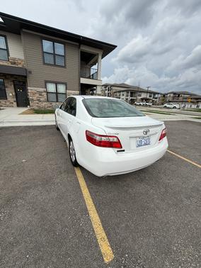 White 2007 Toyota Camry XLE