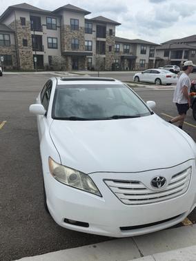 White 2007 Toyota Camry XLE
