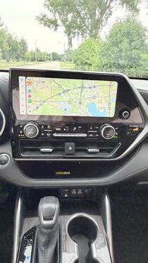 White 2025 Toyota Highlander Hybrid Limited 25th Edition