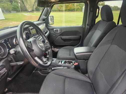2021 Jeep Gladiator Sport S