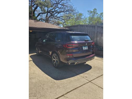 2021 BMW X5 M50i