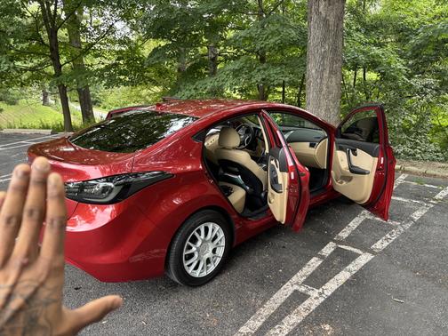 2012 Hyundai ELANTRA GLS
