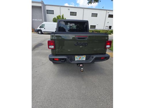 2022 Jeep Gladiator Sport S