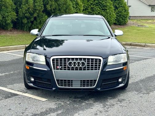 2007 Audi S8 5.2