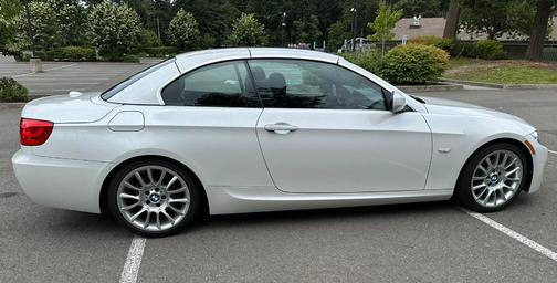 White 2012 BMW 328 i