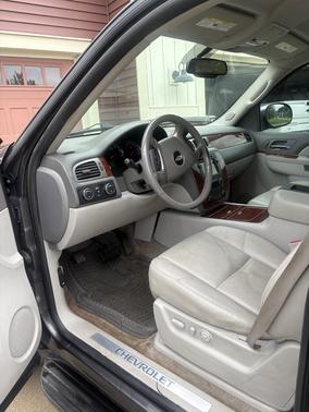 Gray 2010 Chevrolet Avalanche 1500 LTZ