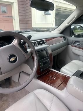 Gray 2010 Chevrolet Avalanche 1500 LTZ