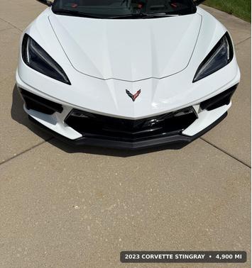 White 2023 Chevrolet Corvette Stingray w/2LT