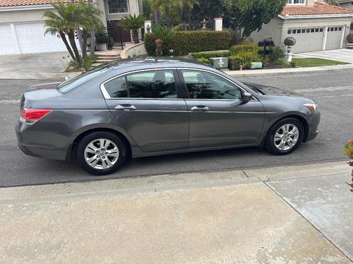 Gray 2009 Honda Accord LX-P