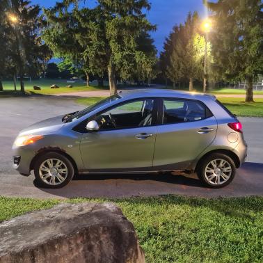 2012 Mazda Mazda2 Sport