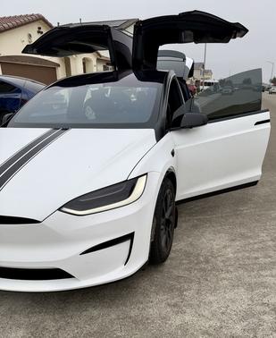 2022 Tesla Model X Long Range