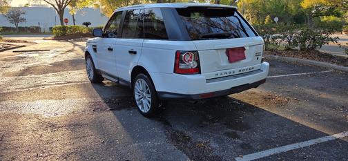 White 2011 Land Rover Range Rover Sport HSE