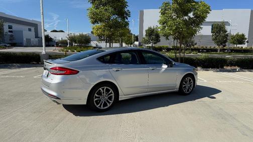 Silver 2017 Ford Fusion SE