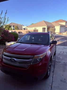 Red 2012 Ford Explorer XLT