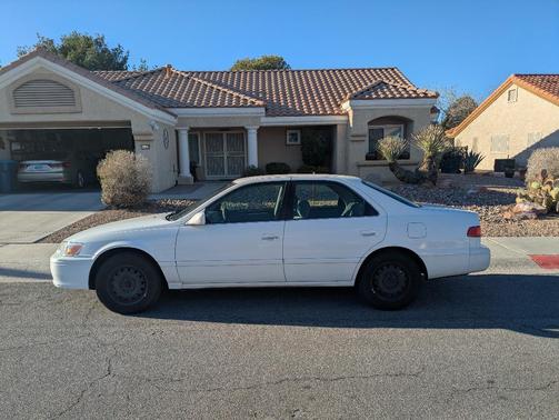 2001 Toyota Camry LE
