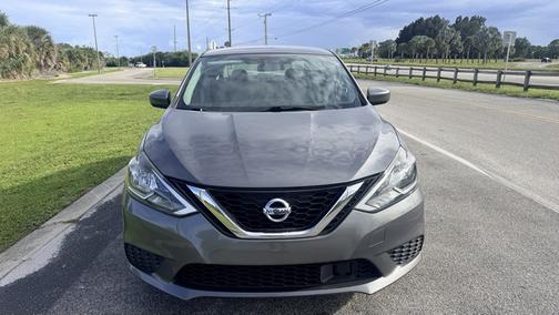 Gray 2019 Nissan Sentra SV