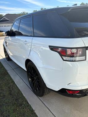 2017 Land Rover Range Rover Sport 5.0L Supercharged SVR