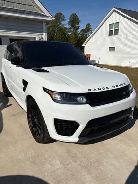 2017 Land Rover Range Rover Sport 5.0L Supercharged SVR