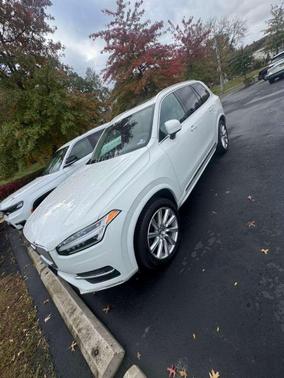White 2019 Volvo XC90 T6 Inscription