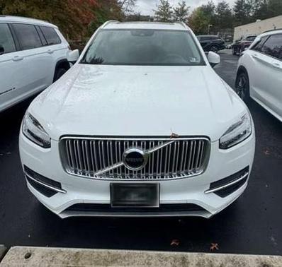 White 2019 Volvo XC90 T6 Inscription