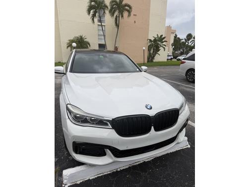 2016 BMW 750 i xDrive