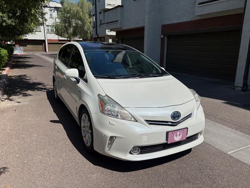 White 2014 Toyota Prius v Five