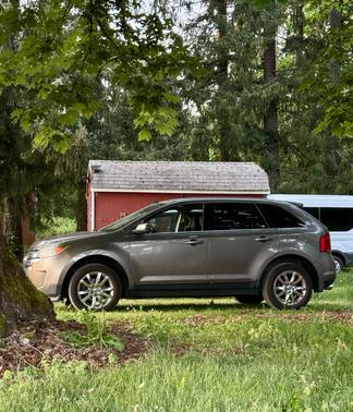 Gray 2013 Ford Edge Limited