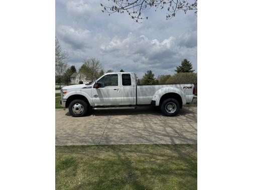 2013 Ford F-350 Lariat