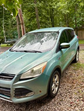 Blue 2013 Ford Escape SE