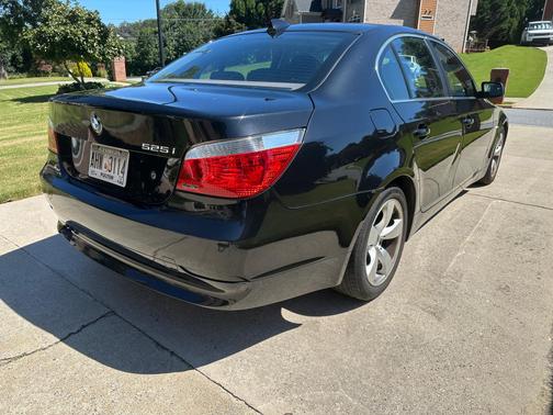 2007 BMW 525 i