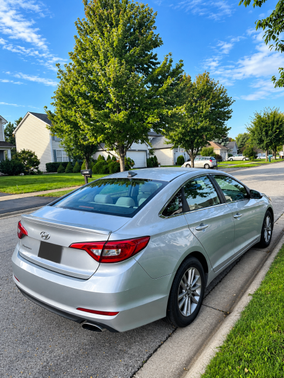 Gray 2016 Hyundai SONATA SE